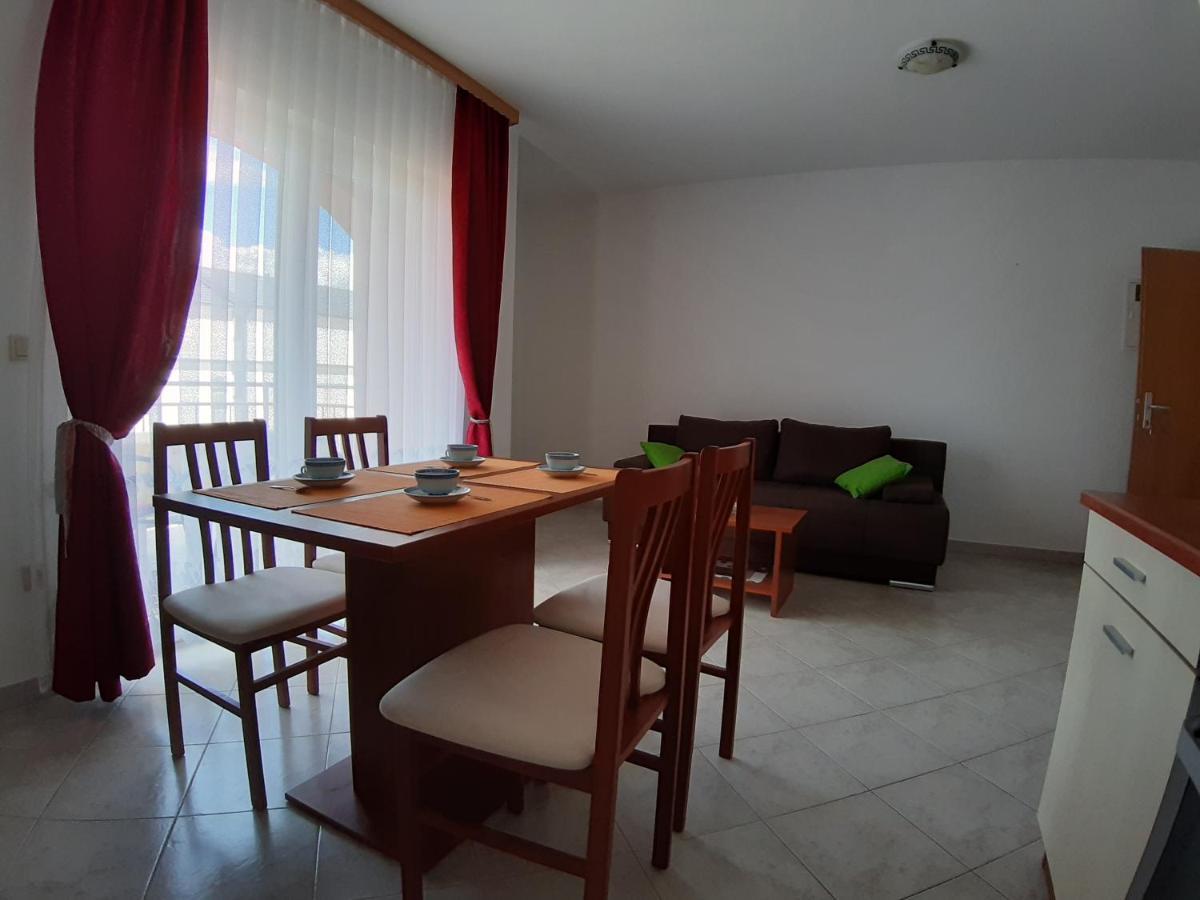 Apartments Mihael مالينسكا المظهر الخارجي الصورة