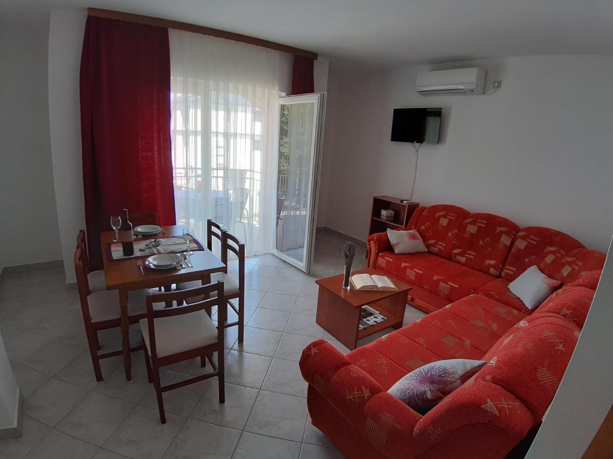 Apartments Mihael مالينسكا المظهر الخارجي الصورة
