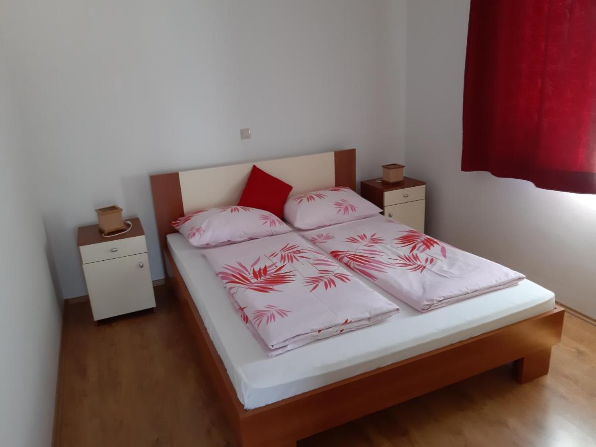 Apartments Mihael مالينسكا المظهر الخارجي الصورة