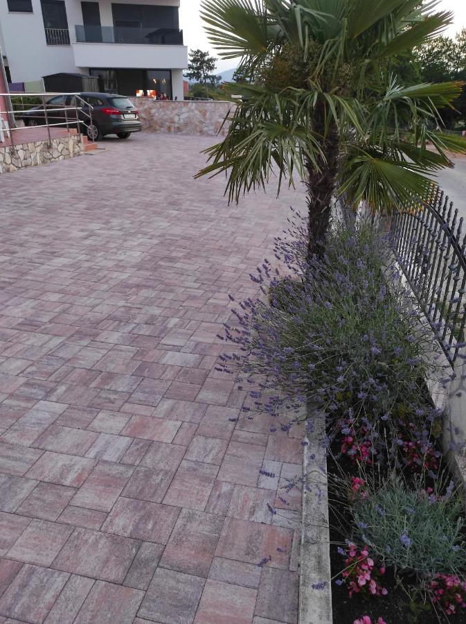 Apartments Mihael مالينسكا المظهر الخارجي الصورة