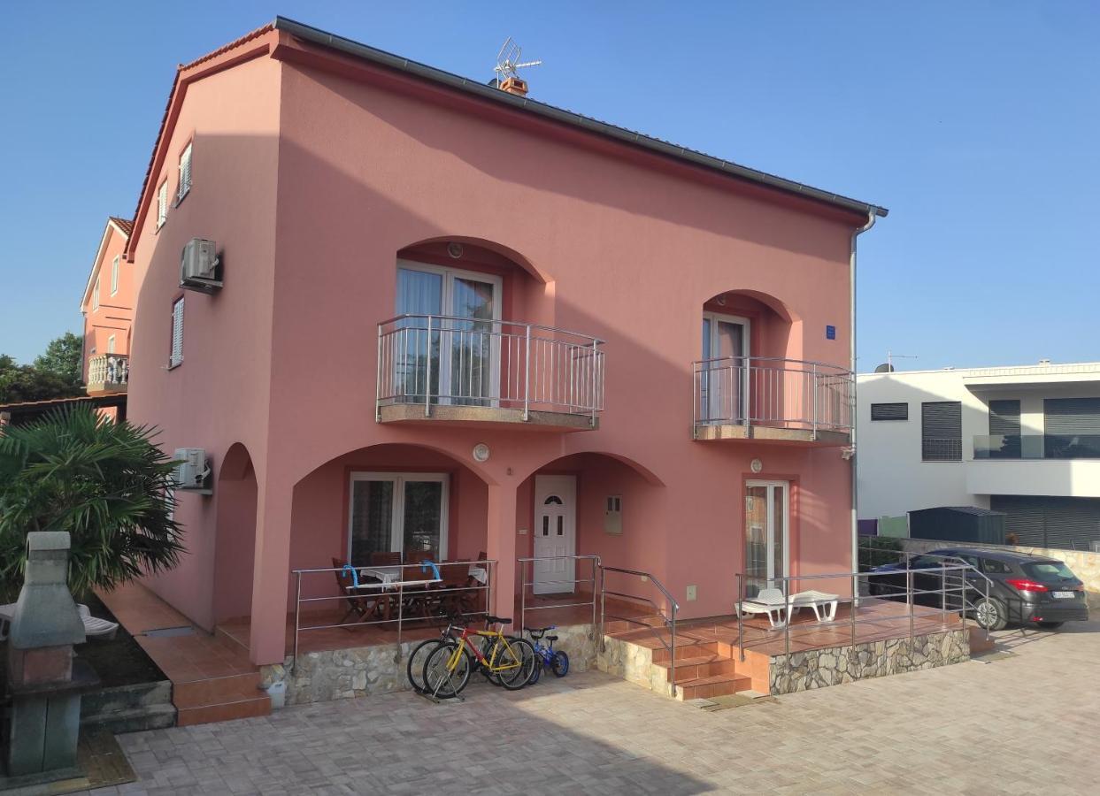 Apartments Mihael مالينسكا المظهر الخارجي الصورة